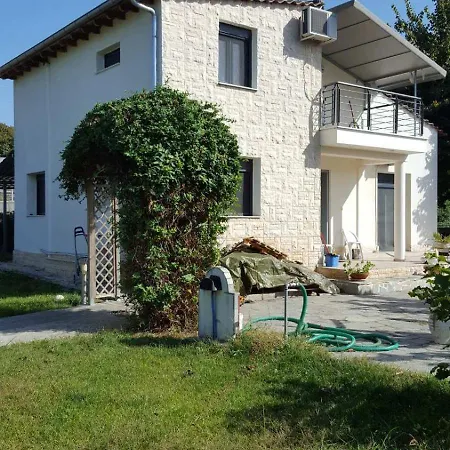 Villa H BIΛΑ ΤΩΝ ΟΝΕΙΡΩΝ ΣΟΥ-999 THE VILLA OF YOURS Dreams 999