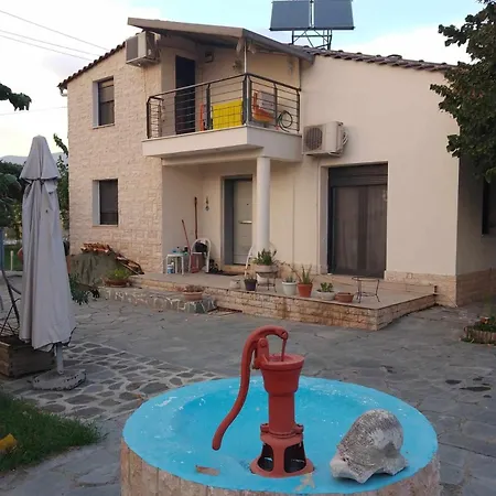 Villa H BIΛΑ ΤΩΝ ΟΝΕΙΡΩΝ ΣΟΥ-999 THE VILLA OF YOURS Dreams 999 *
