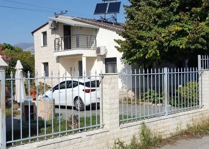 Villa H Biλα Των Ονειρων Σου-999 The Villa Of Yours Dreams 999 Dráma